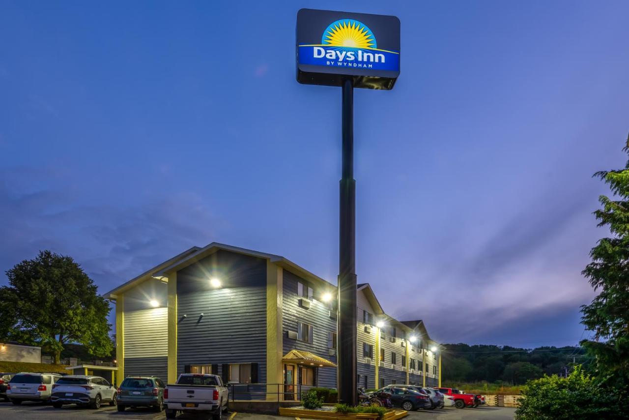 Days Inn By Wyndham Somerset Pa I-70 I-76 Esterno foto